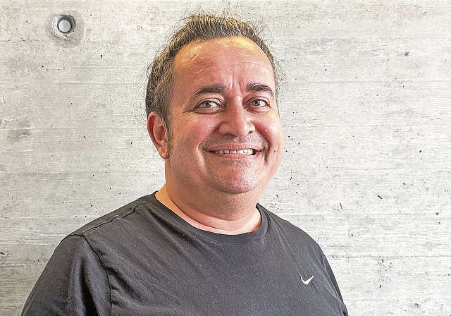 Mit seinem Debütroman hat sich Axel Stamm zu seinem 50.Geburtstag selber ein Geschenk gemacht.Bild: Ursula Burgherr
