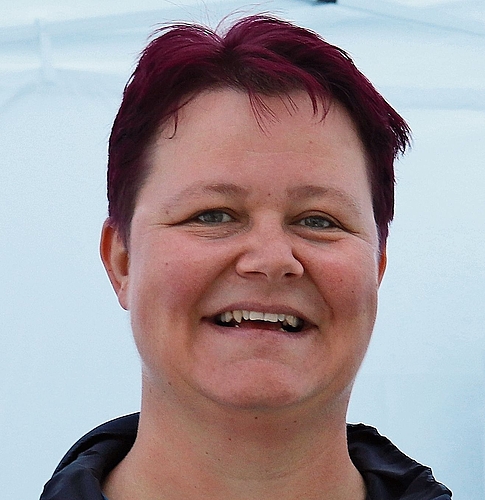 Tina Kuster, Tegerfelden: «Die Frauen- und die Männerriege machen gemeinsame Sache und haben einen Crêpesstand. Am beliebtesten sind die Crêpes mit Nutella und Aprikosen. Die Stimmung ist perfekt, das Wetter passt.»