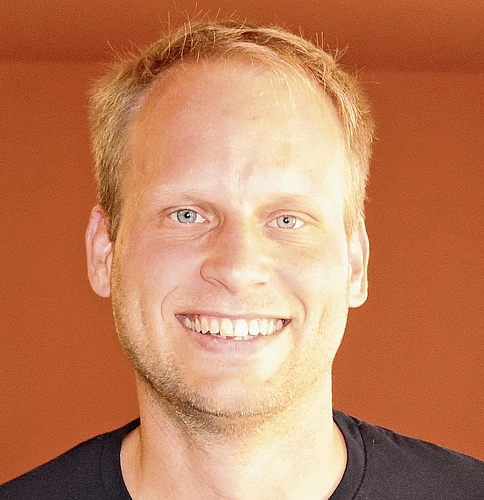 Raphael Kuster, Leitung Gastronomie: «Heute präsentieren wir den Besuchenden das Restaurant Limmat Rechts (Selbstbedienung/bedient). Es ist öffentlich zugänglich und zugleich für die Mitarbeitenden bestimmt. Wir haben ein reiches und leckeres Angebot, das täglich wechselt. Regional und saisonal ist es sowieso.»